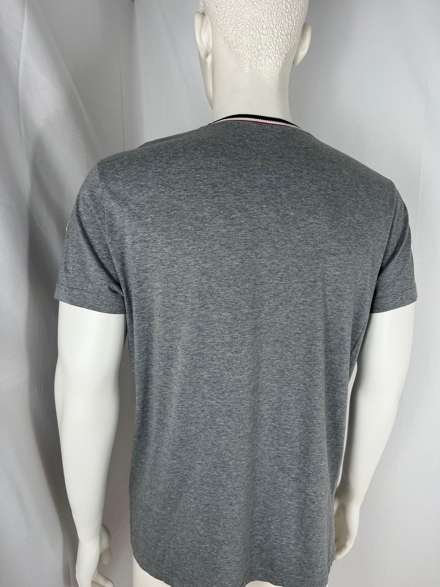 Moncler T-Shirt (L)
