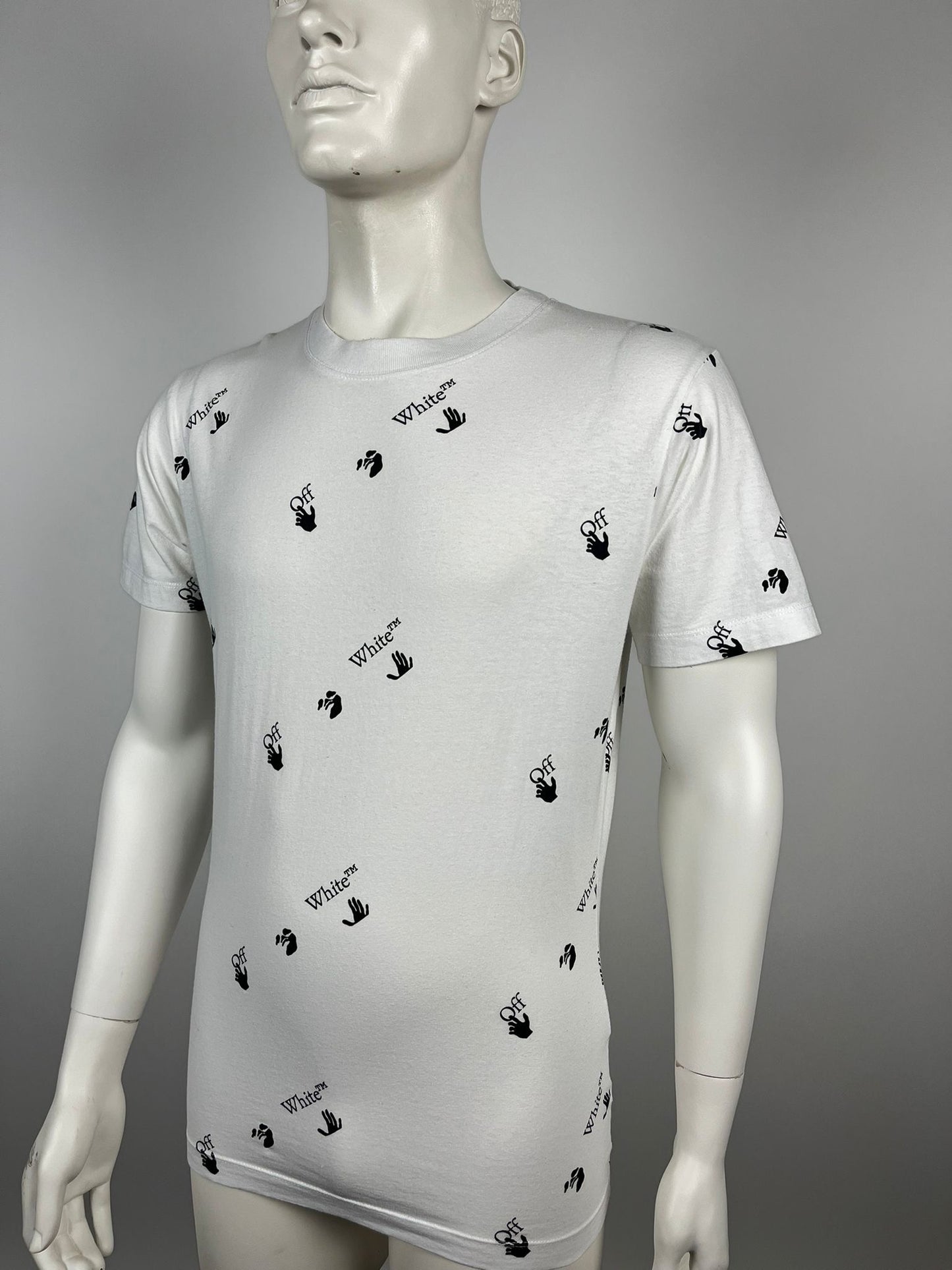 Off White T-Shirt (M)