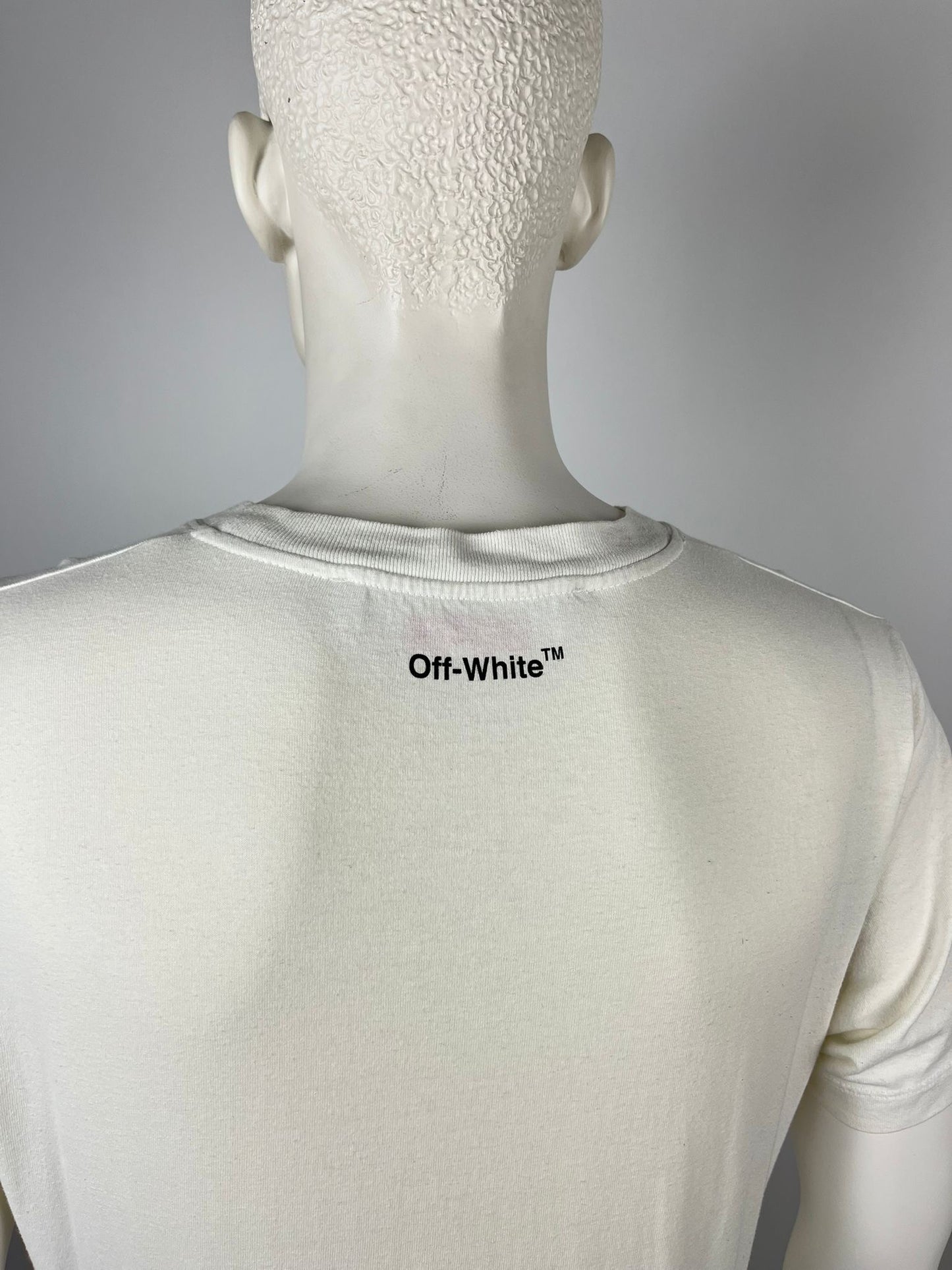 Off White T-Shirt (M)