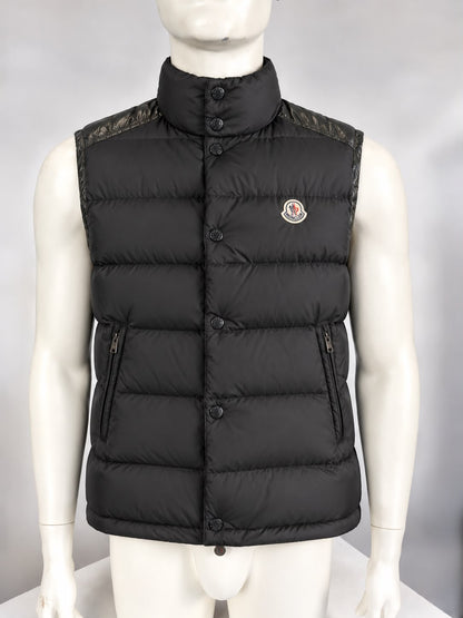 Moncler Cheval Down Jacket Gilet (4/L)