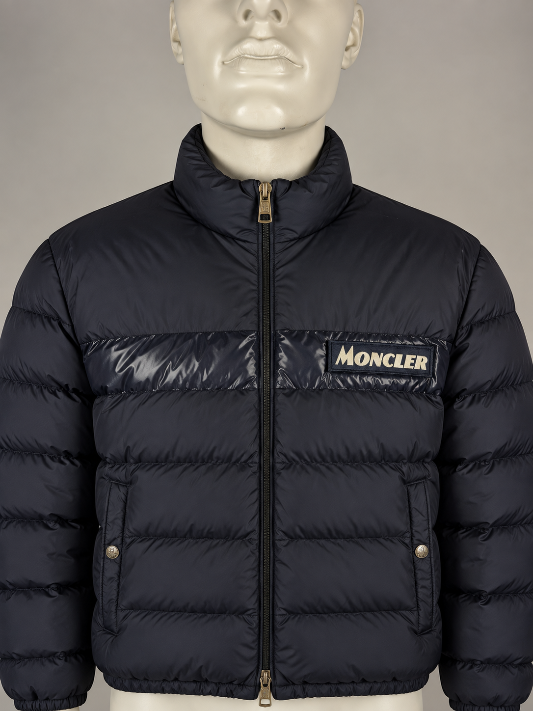 Moncler Sevieres Down Jacket (2/M)
