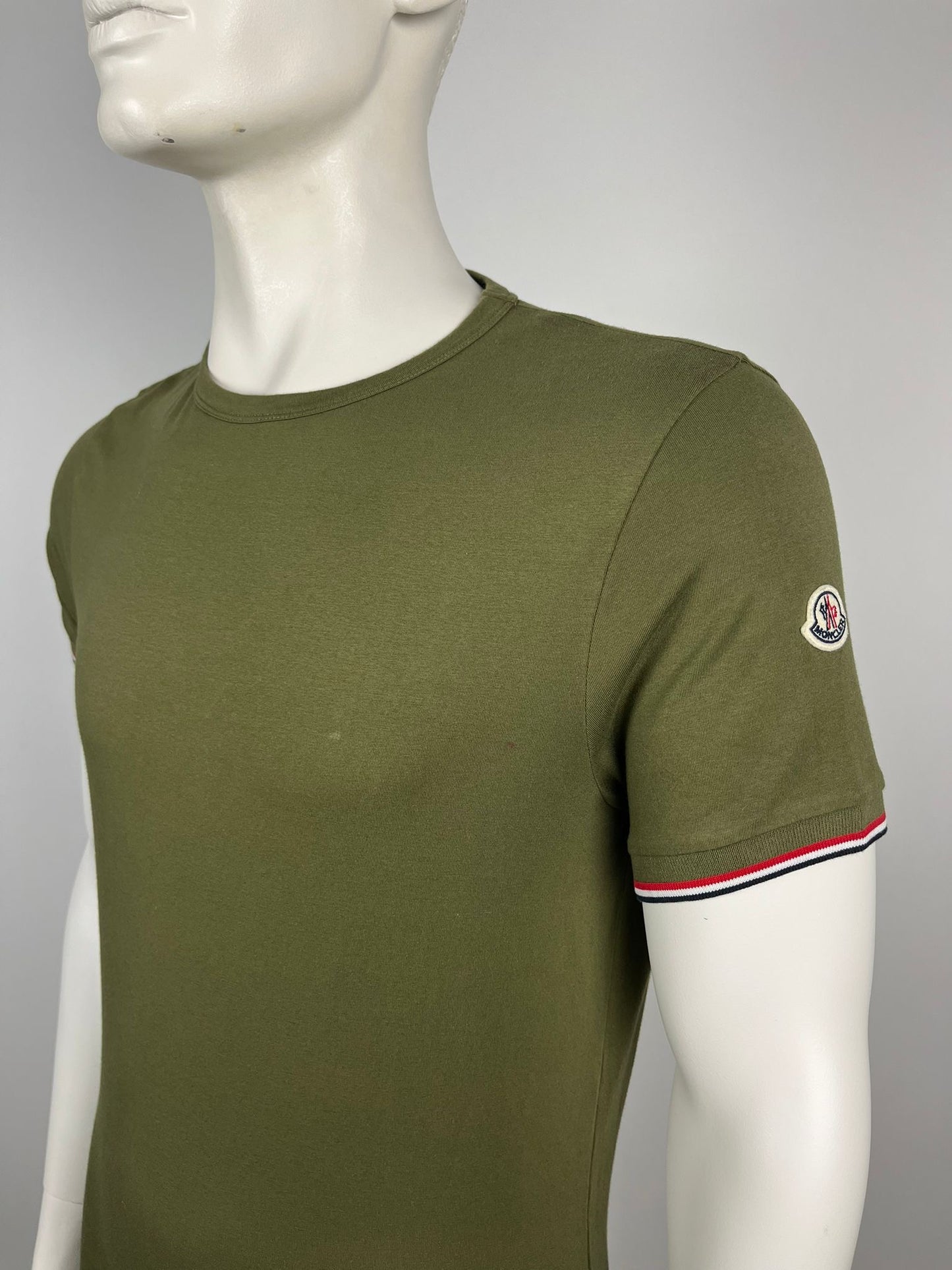 Moncler T-Shirt (L)