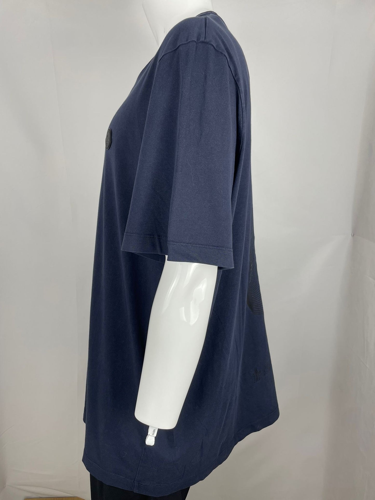 Moncler T-shirt (XXL)