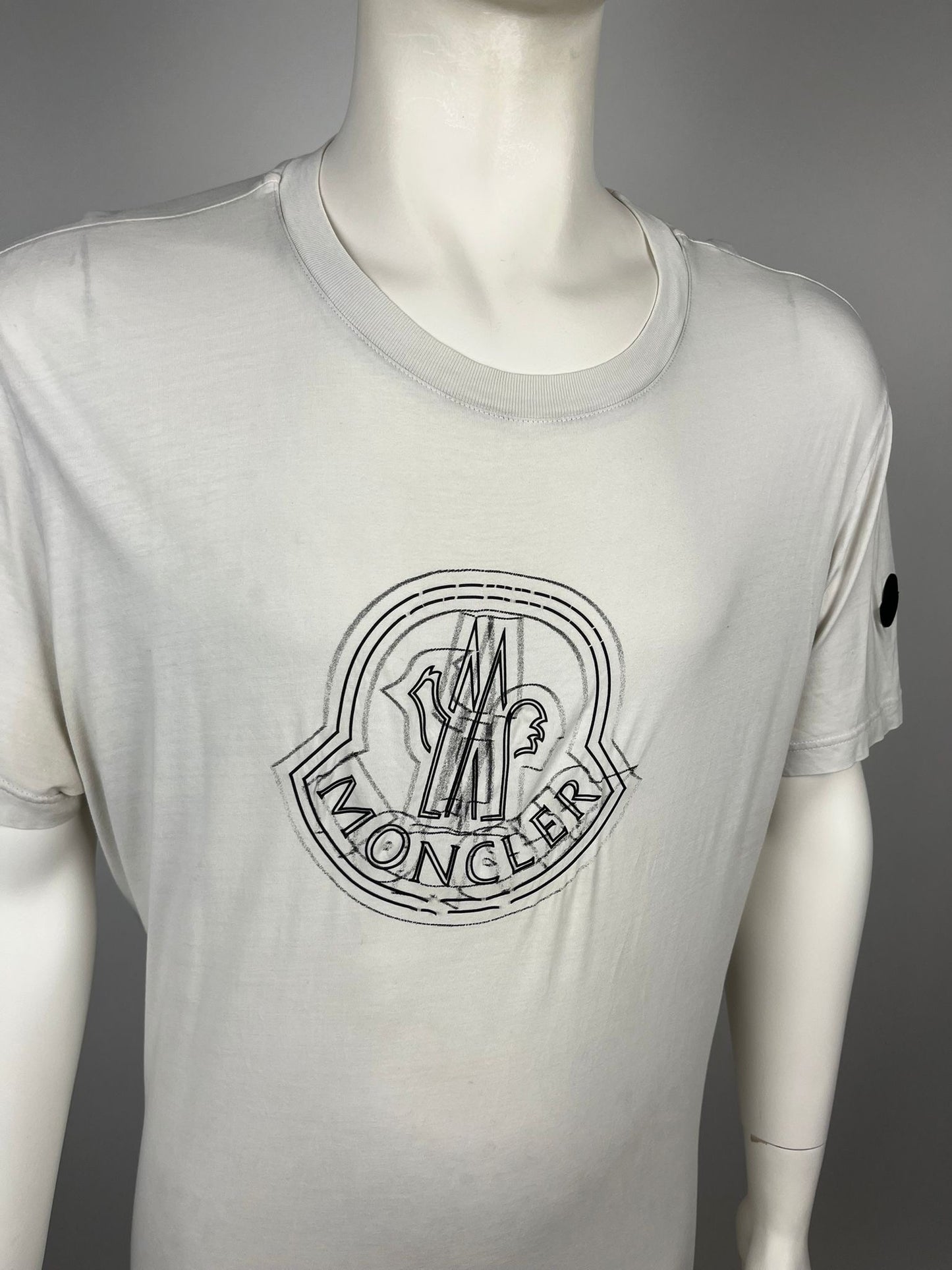 Moncler T-Shirt (XXL)