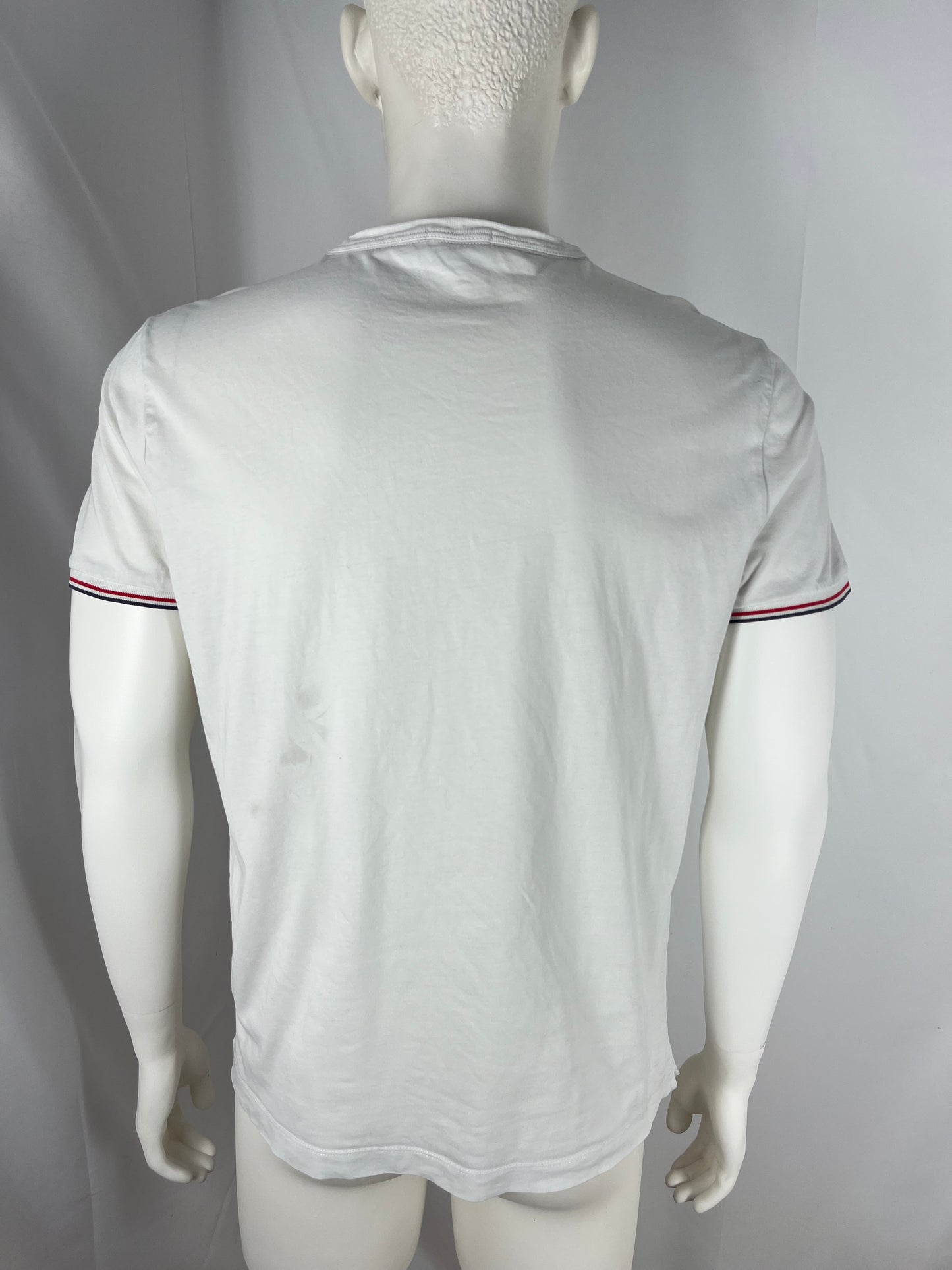 Moncler T-Shirt (XL)