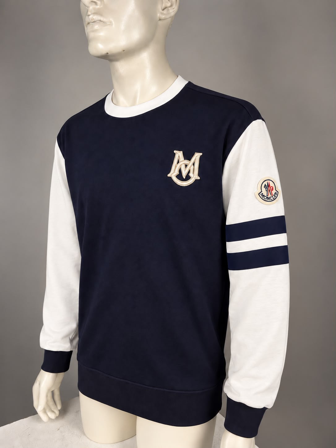 Moncler Sweater (L)