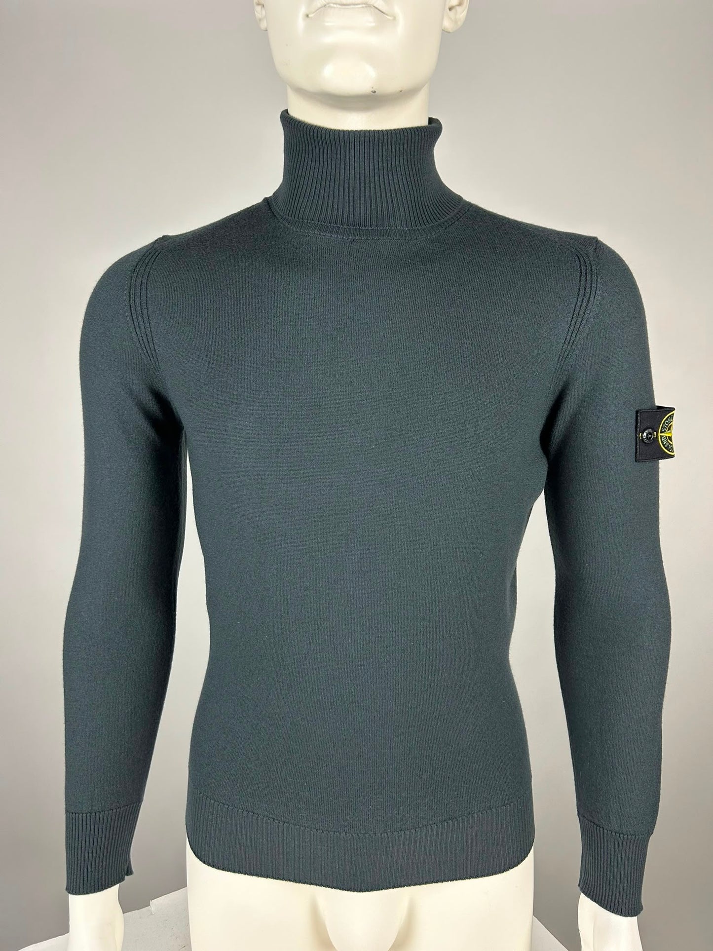 Stone Island Wool Turtle Neck Knitwear Sweater (M)
