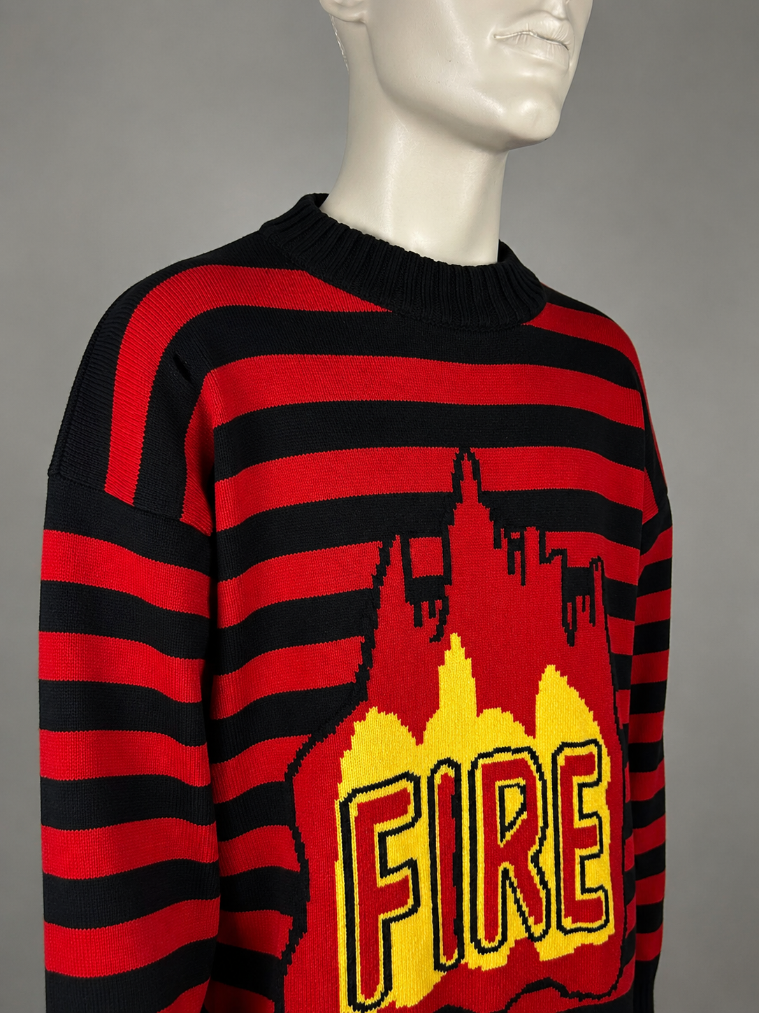Moncler Sweater (L)