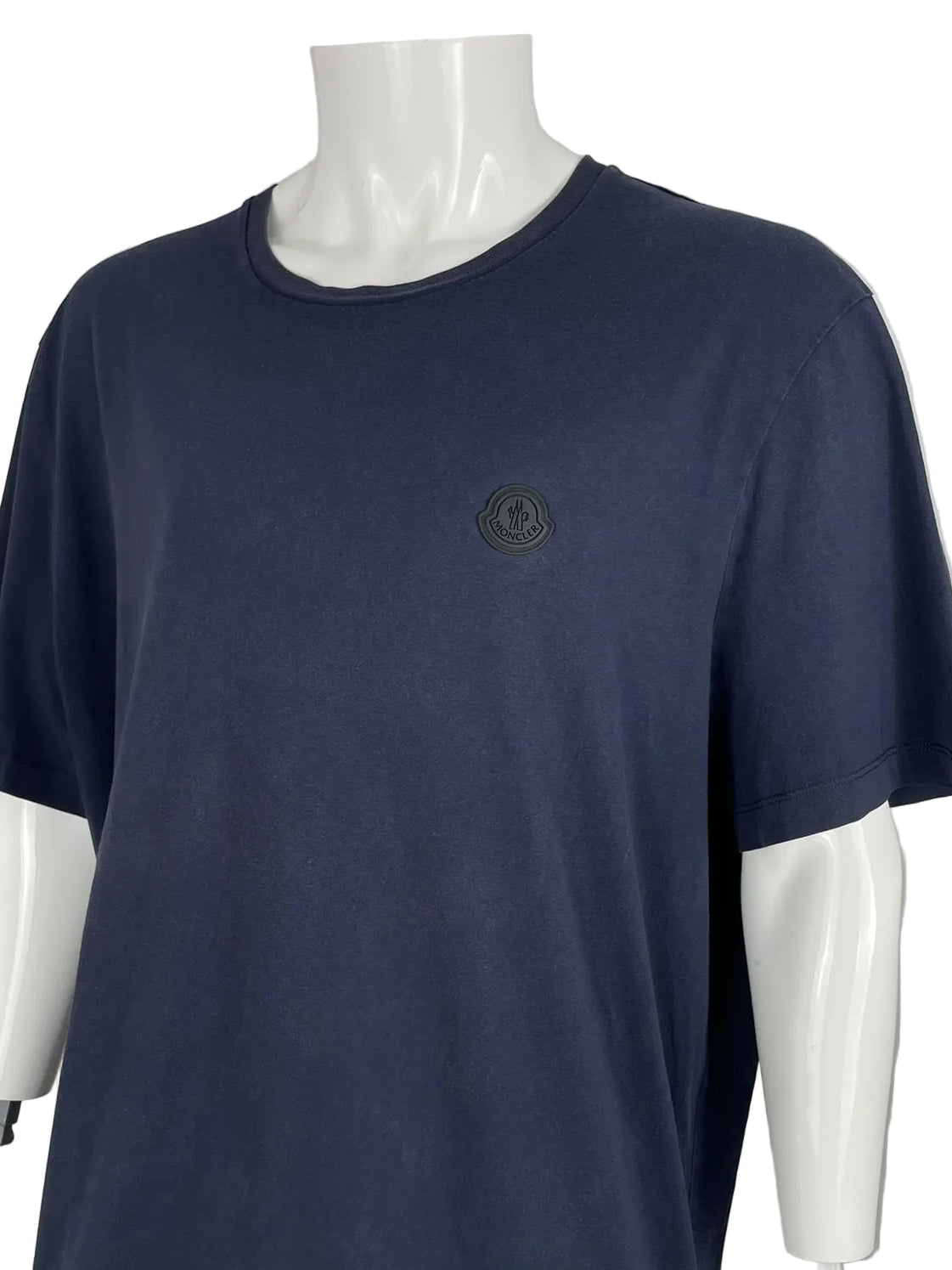 Moncler T-shirt (XXL)
