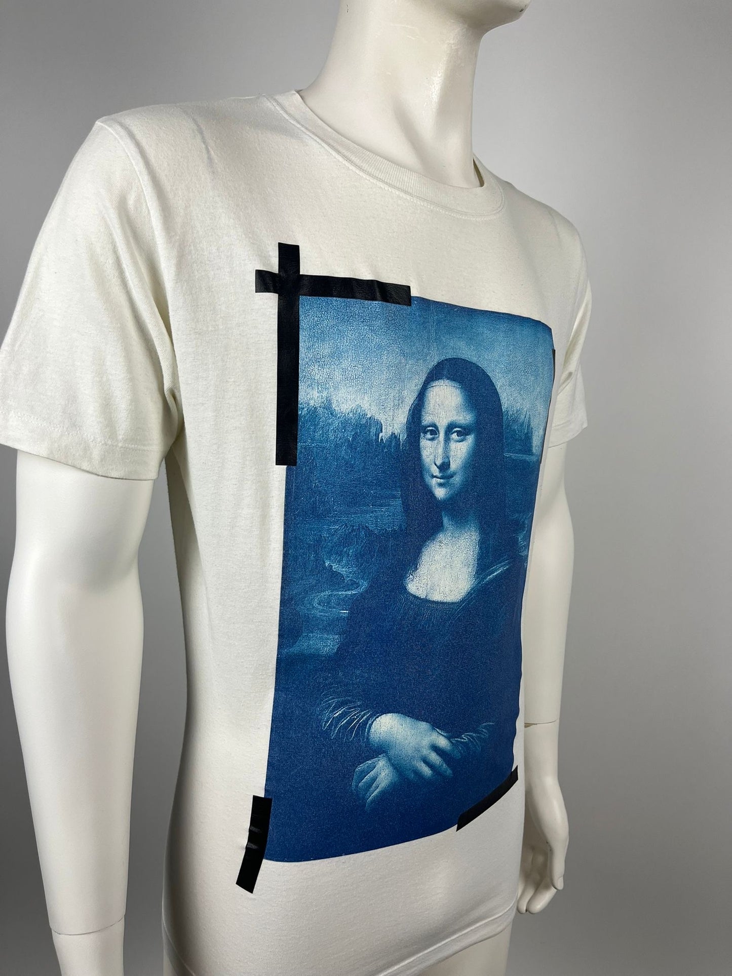 Off White T-Shirt (M)