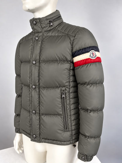 Moncler Chamonix Down Jacket (3/M)